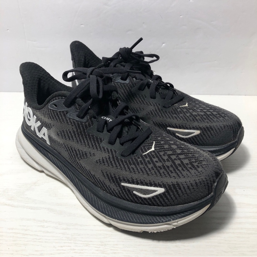 HOKA Clifton 9 Women's Size 5.5B Running Shoes White Black Mesh